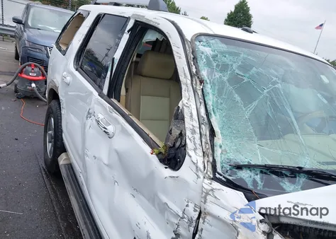 2006 Ford Explorer Eddie Bauer from USA, damaged, VIN 1FMEU64816UB60396